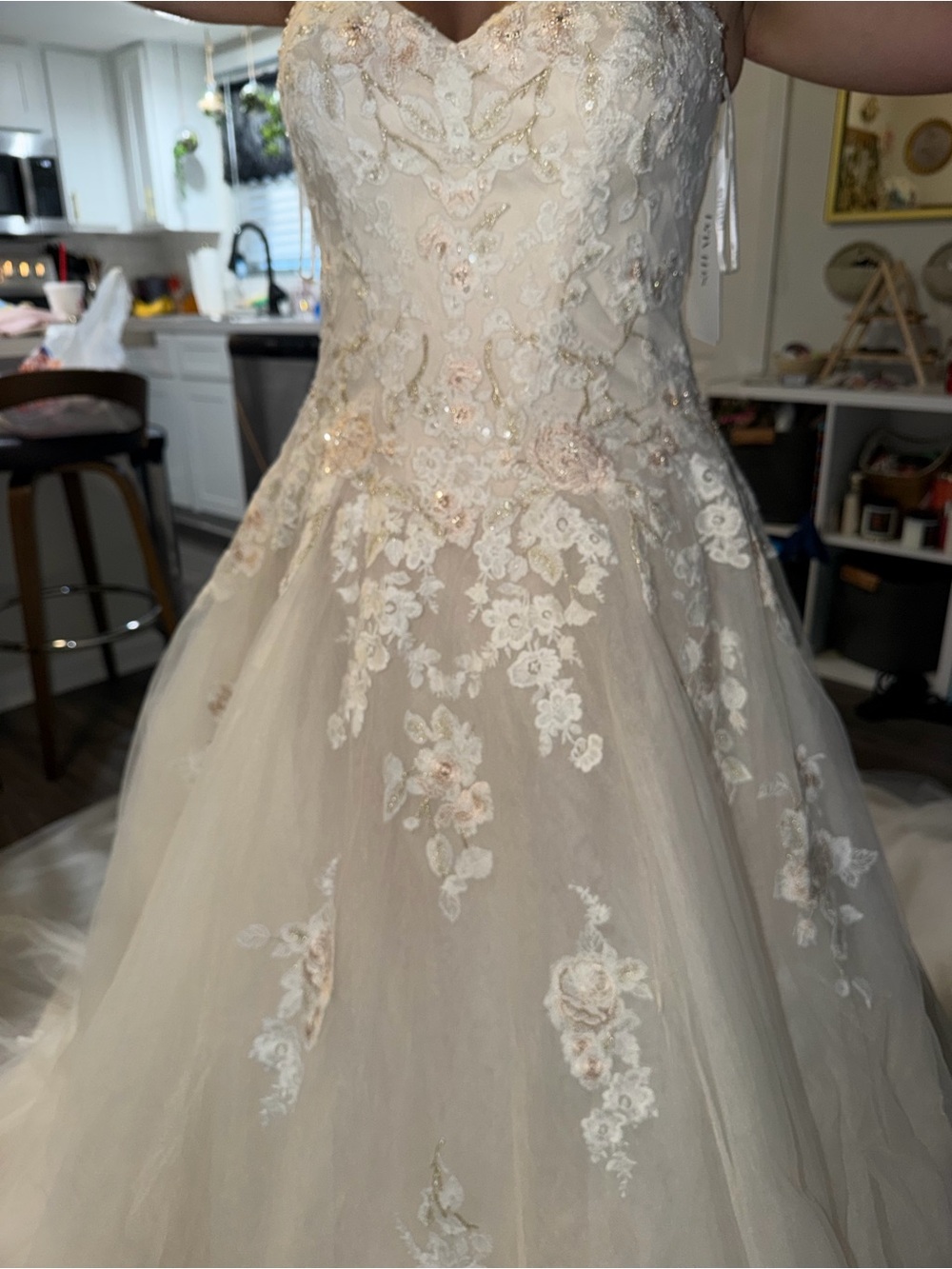David's Bridal Ivory Strapless Lace Appliqué A-Line Wedding Gown - Picture 8 of 13